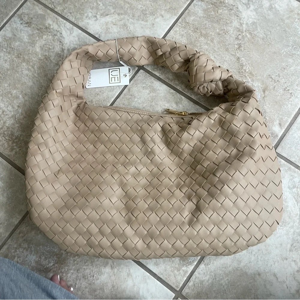 Urban Expressions Ivory faux-Leather Bag NWT shoulder Tote NWT Hobo‎ Festival